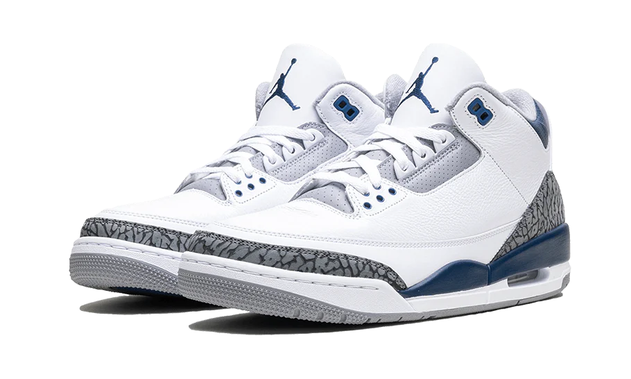 Air Jordan 3 Retro Midnight Navy - Image 2