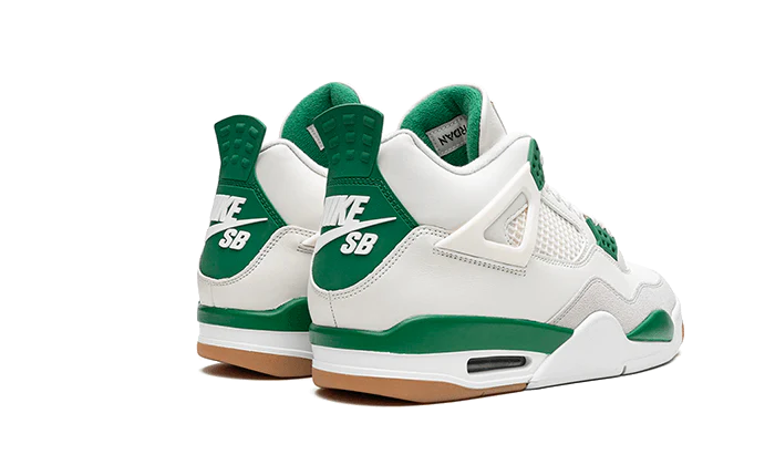 Air Jordan 4 Retro SB Pine Green - Image 3