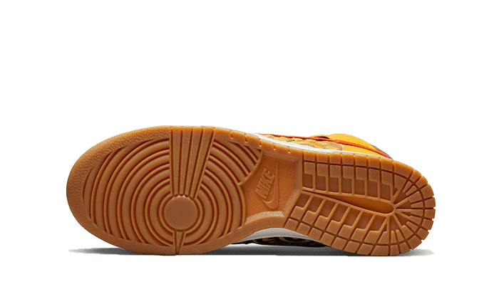 Nike Dunk High PRM Somos Familia - Image 3