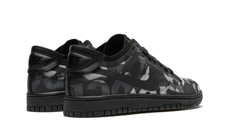 Nike Dunk Low Comme des Garçons Print - Image 3