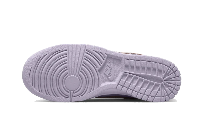 Nike Dunk Low Easter (2022) - Image 3