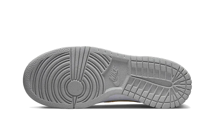 Nike Dunk Low Next Nature Homer Simpson - Image 3