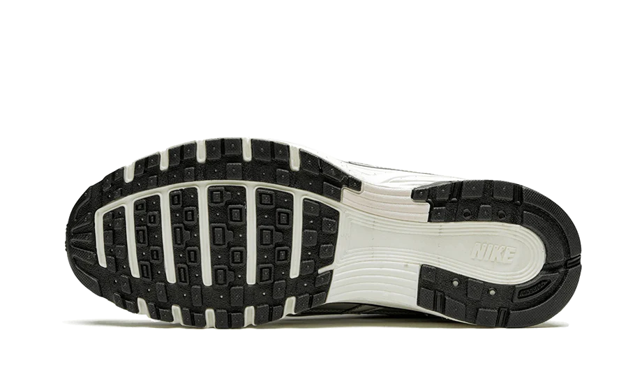 Nike P-6000 Metallic Silver - Image 4