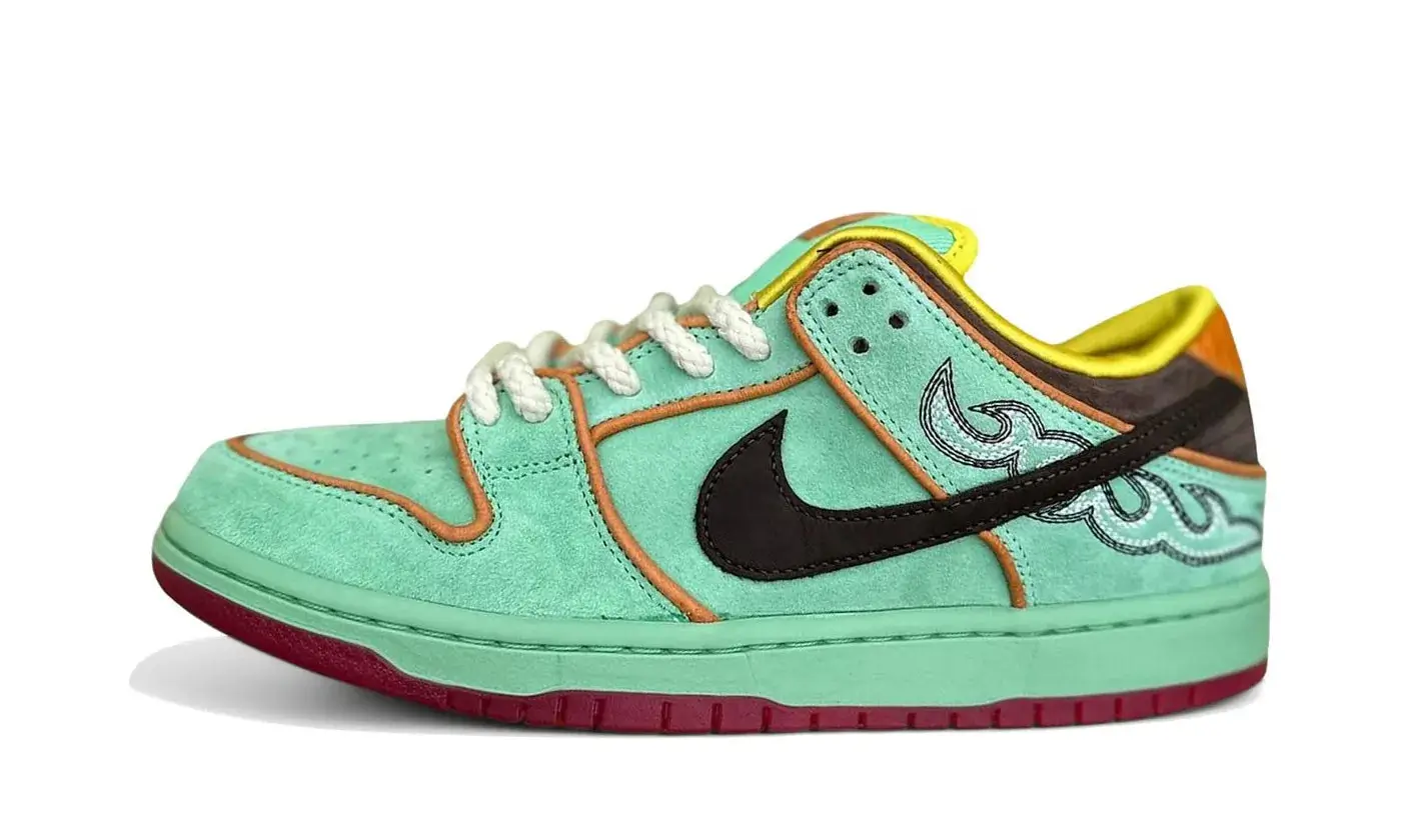SB Dunk Low Rodeo Tourmaline