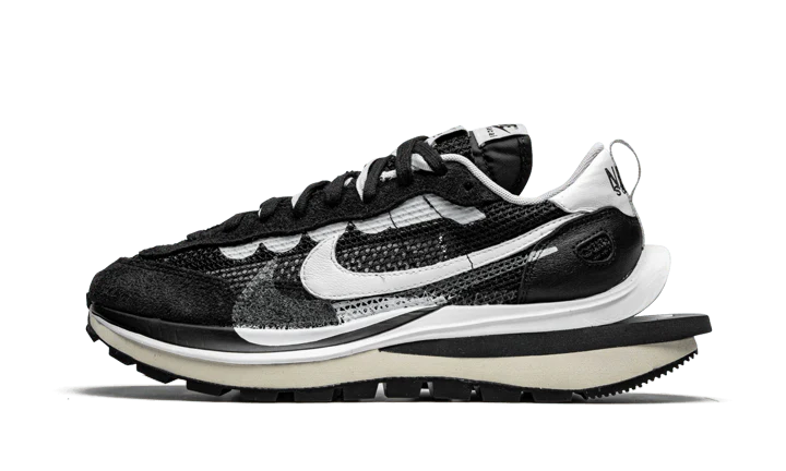 Sacai x Nike Vaporwaffle Black White