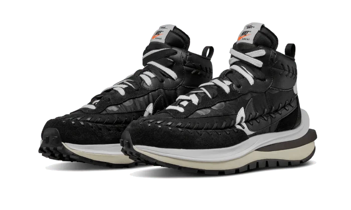Sacai x Nike Vaporwaffle Jean Paul Gaultier Black White - Image 2