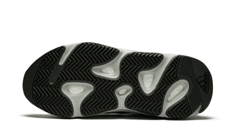 Yeezy 700 Salt - Image 4