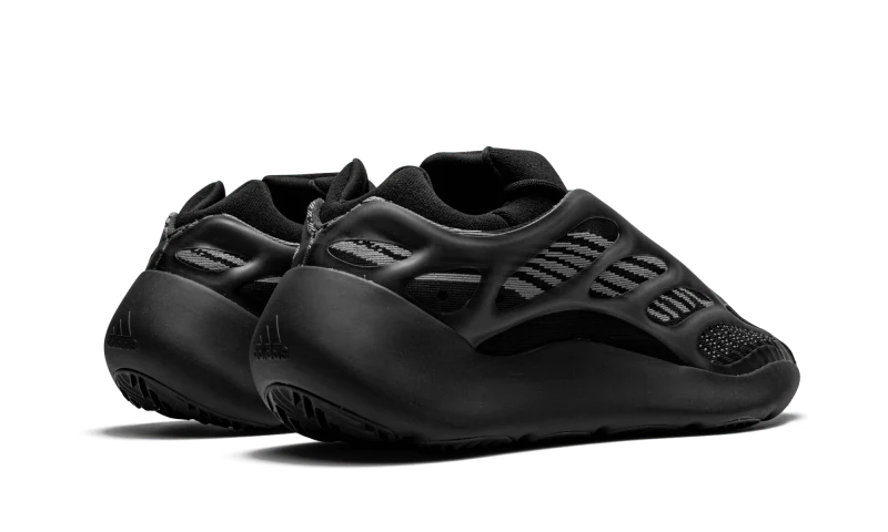 Yeezy 700 V3 Alvah - Image 3